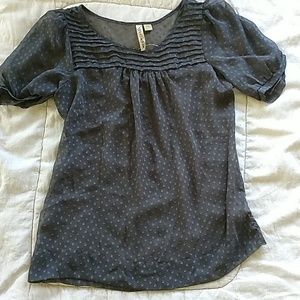 XL sheer gray top